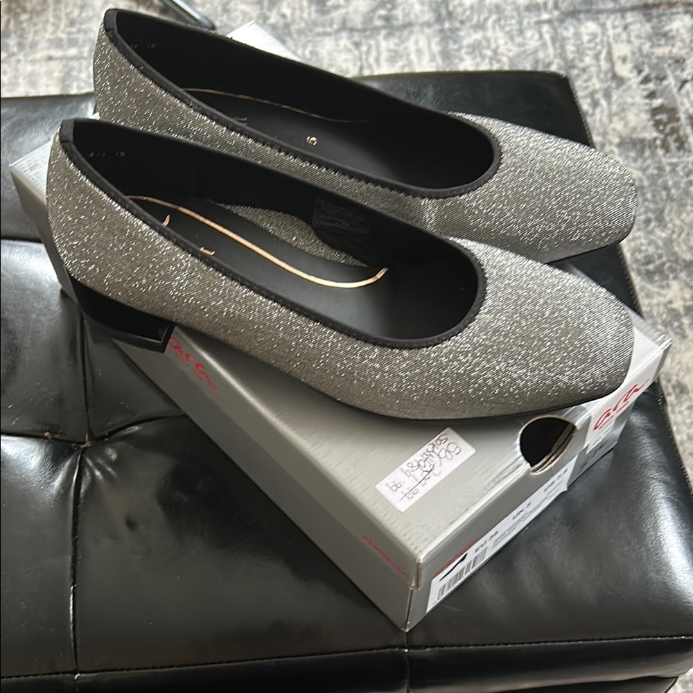 Ara Silver Flats Sleek Minimalist Design- US woman’s 7.5